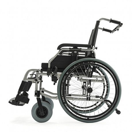 Кресло-коляска Симс-2 для инвалидов Barry Euro с литыми колесами. Изображение 2 из 5